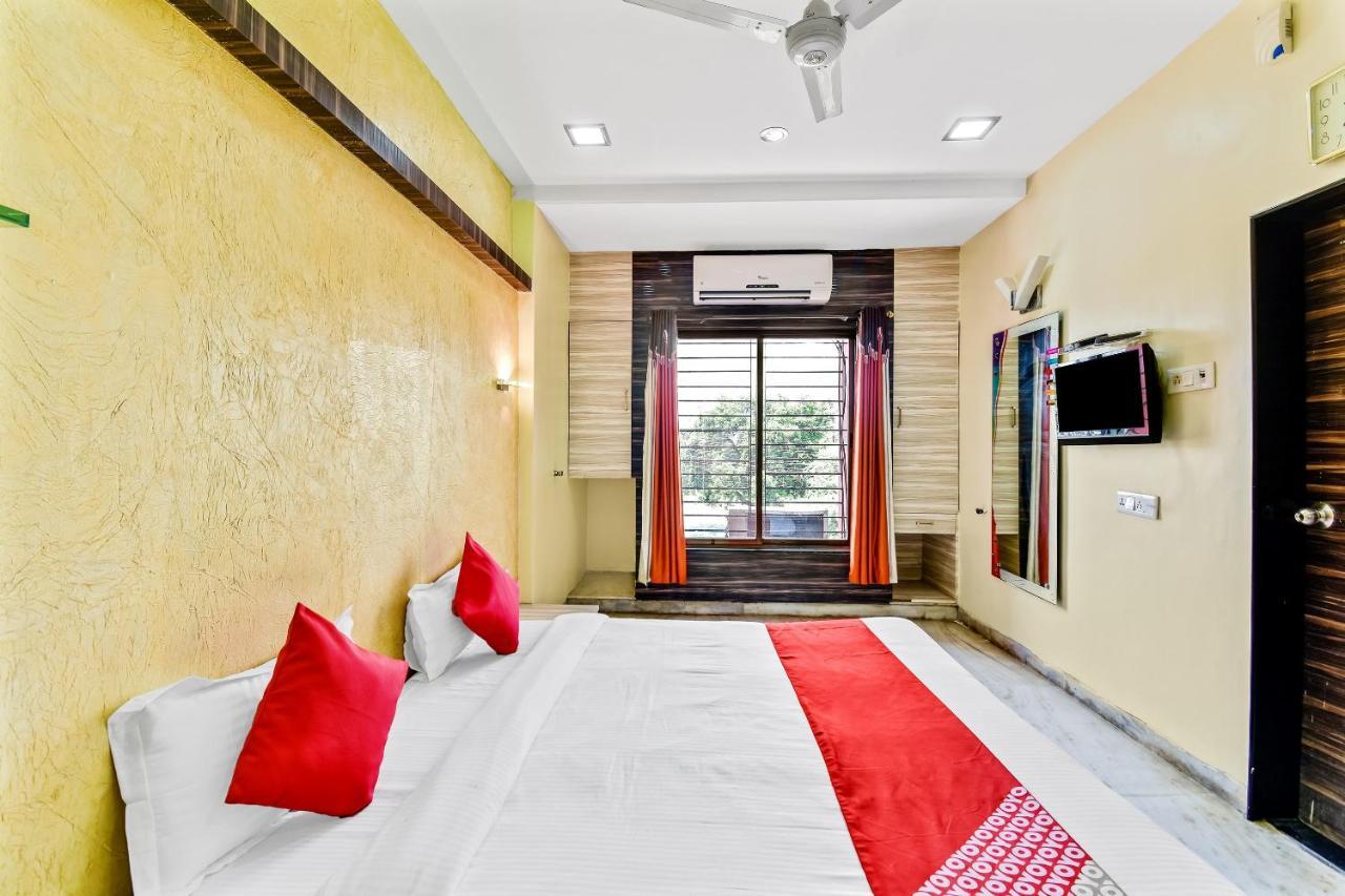 Oyo 61308 Hotel Rw International Hingoli Экстерьер фото