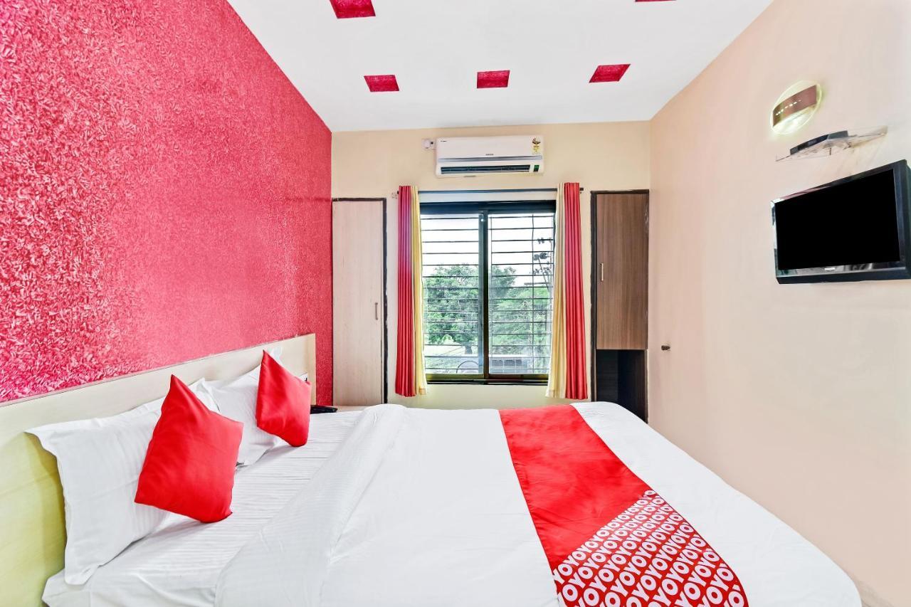 Oyo 61308 Hotel Rw International Hingoli Экстерьер фото